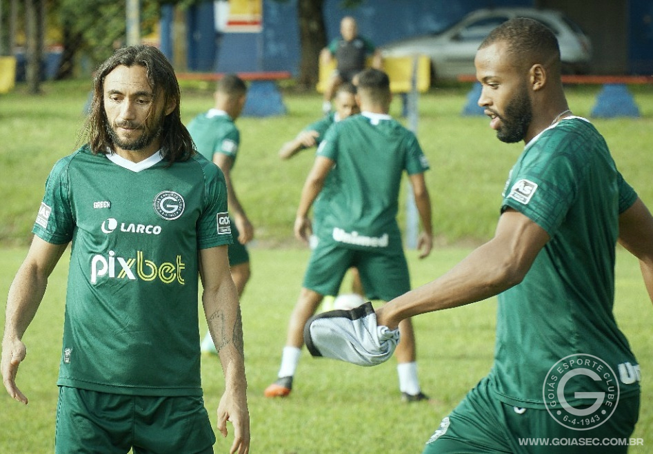 Jogos de hoje: confira partidas de futebol desta segunda (18/10)