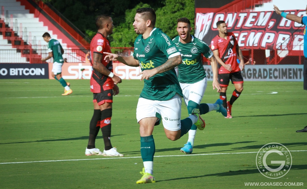 Com gol e assistência de Élvis, Goiás bate a Jataiense na Serrinha